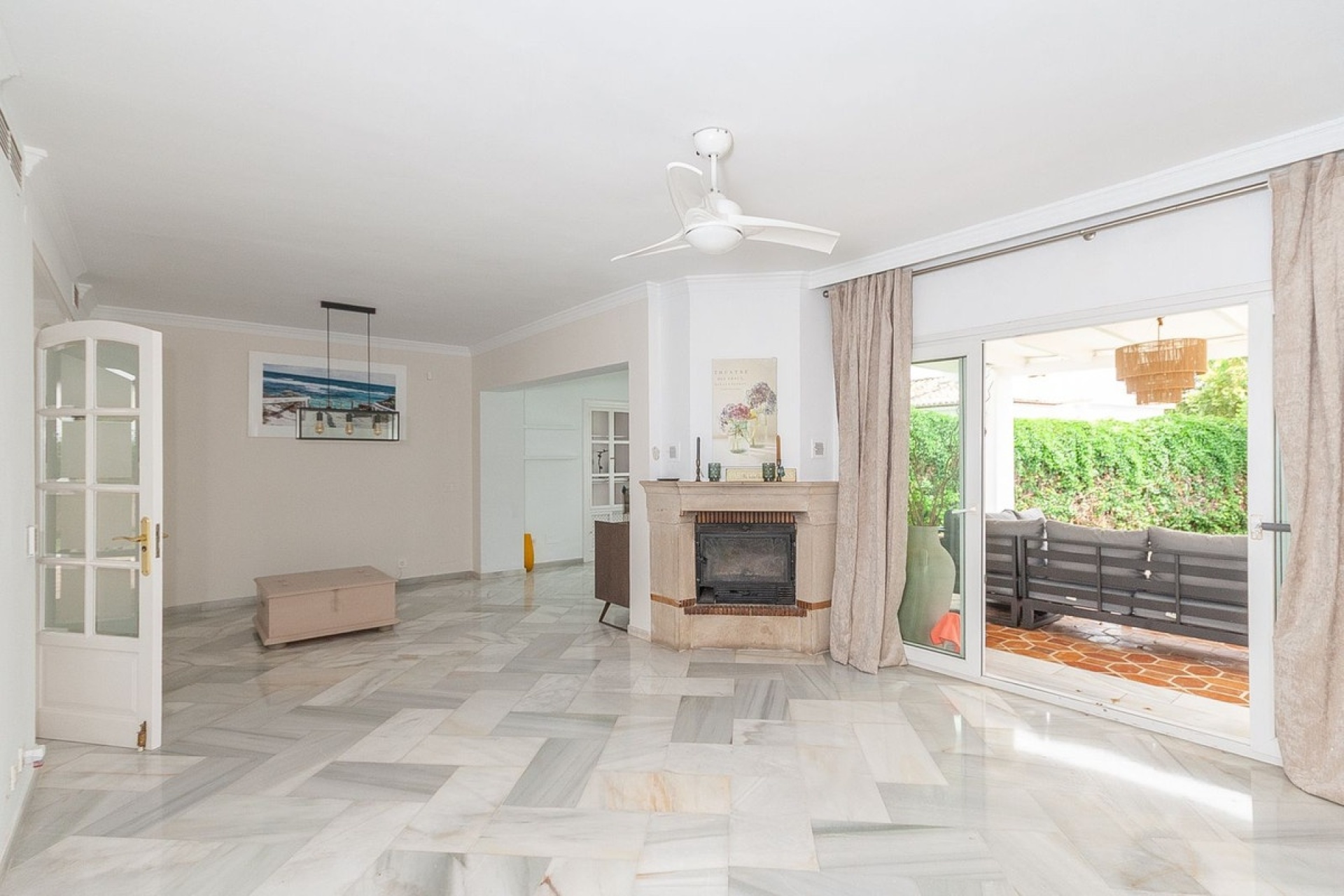 Wiederverkauf - Villa - Marbella - Elviria