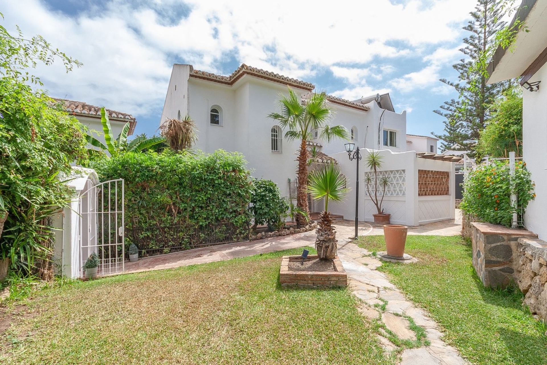 Wiederverkauf - Villa - Marbella - Elviria