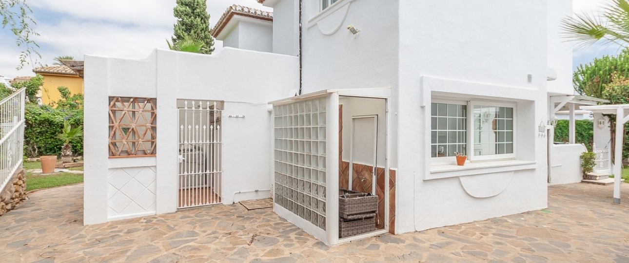 Wiederverkauf - Villa - Marbella - Elviria