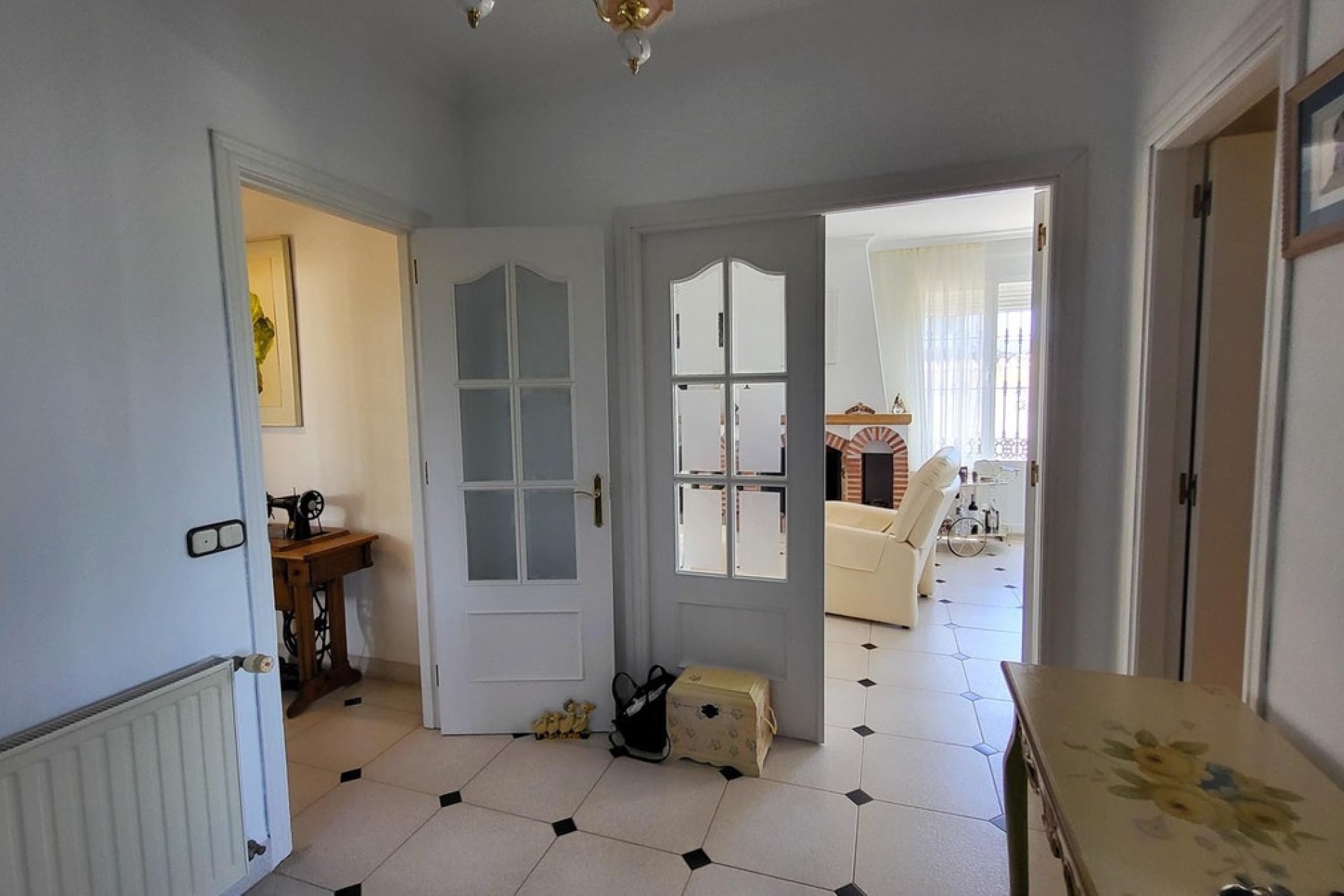 Wiederverkauf - Villa - Marbella - Elviria