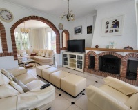 Wiederverkauf - Villa - Marbella - Elviria
