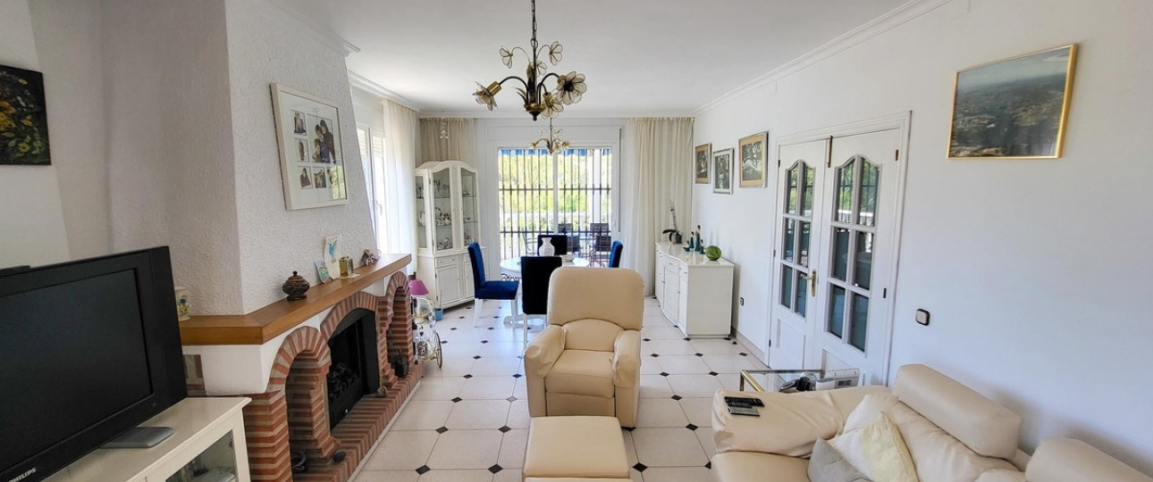 Wiederverkauf - Villa - Marbella - Elviria