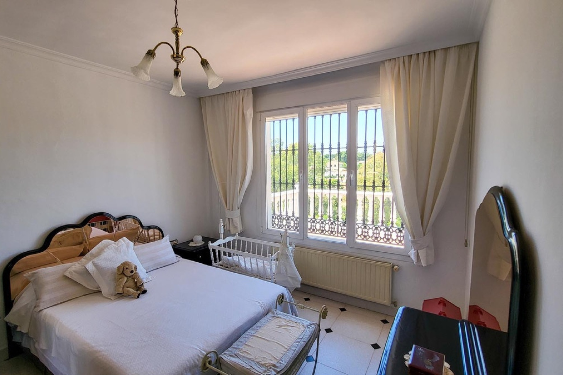 Wiederverkauf - Villa - Marbella - Elviria