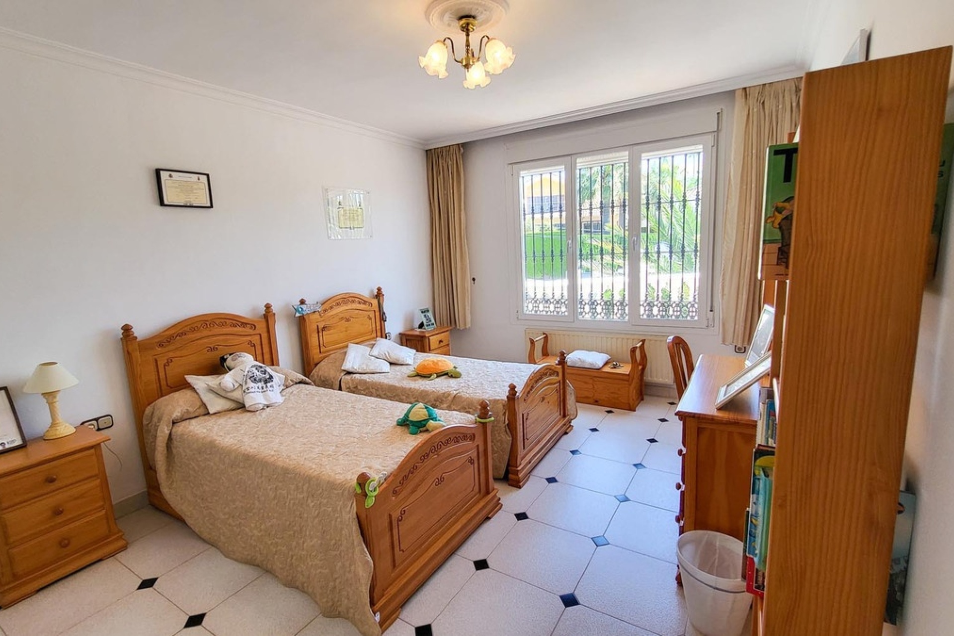 Wiederverkauf - Villa - Marbella - Elviria