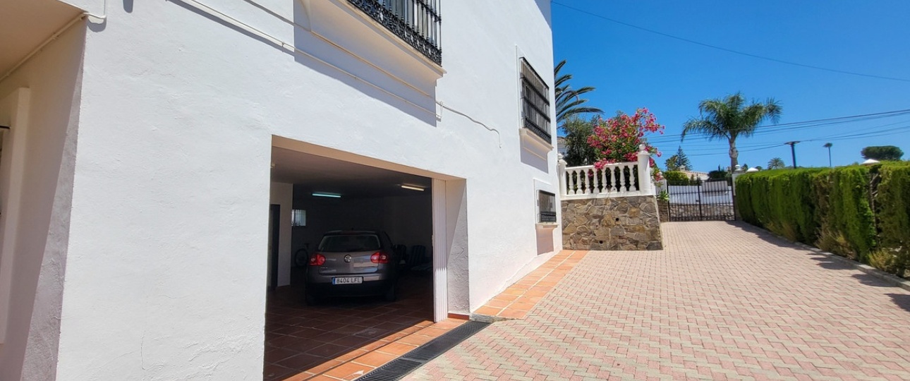 Wiederverkauf - Villa - Marbella - Elviria