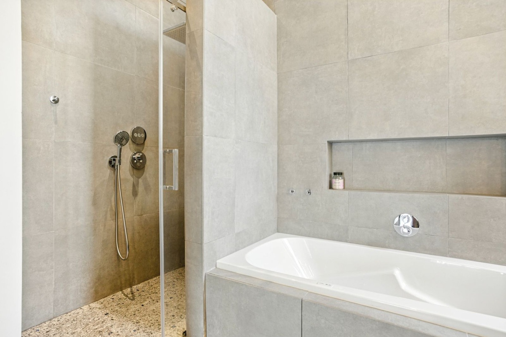 Wiederverkauf - Villa - Marbella - Elviria