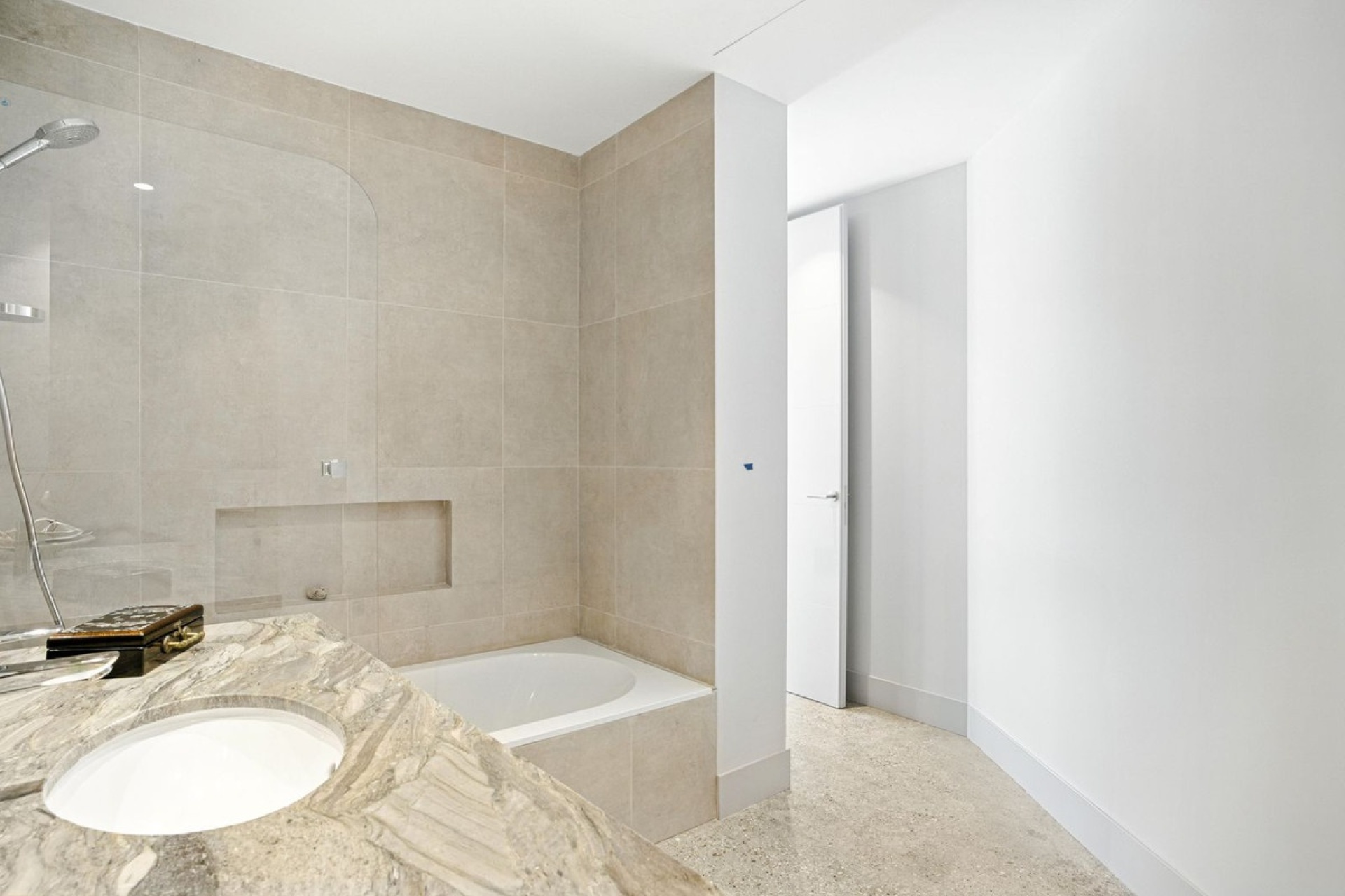 Wiederverkauf - Villa - Marbella - Elviria