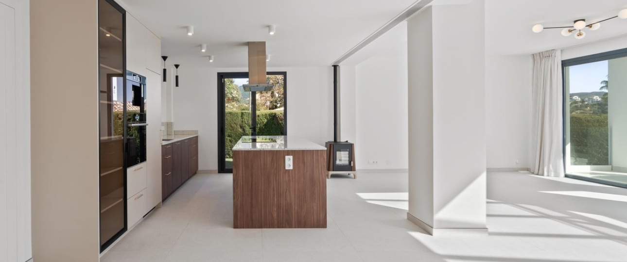 Wiederverkauf - Villa - Marbella - Elviria