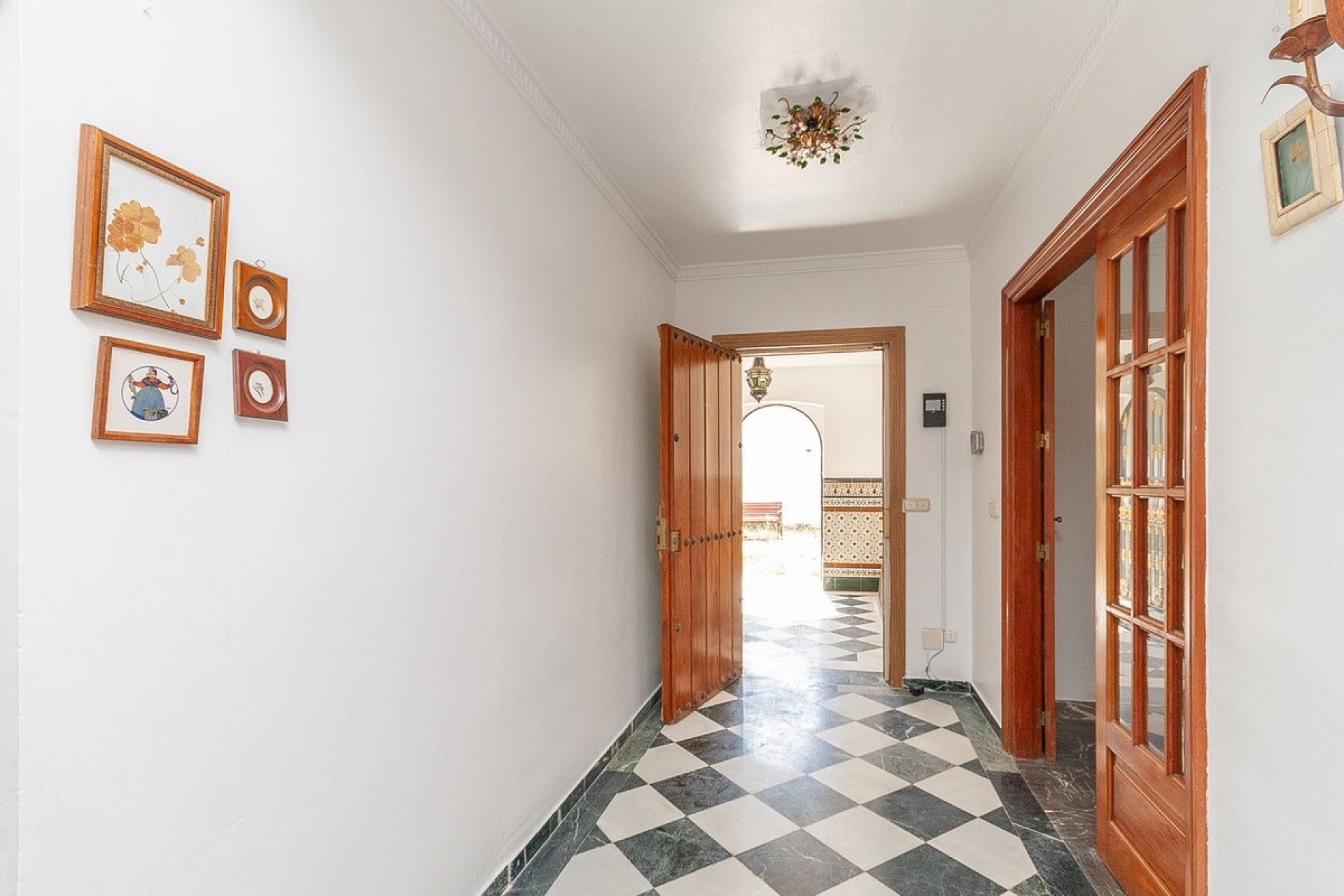 Wiederverkauf - Villa - Marbella - Elviria