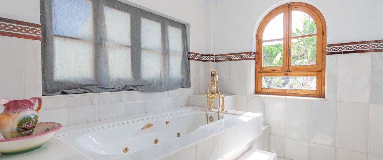 Wiederverkauf - Villa - Marbella - Elviria