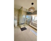 Wiederverkauf - Villa - Marbella - Guadalmina Alta