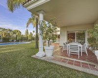 Wiederverkauf - Villa - Marbella - Guadalmina Alta