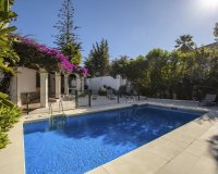 Wiederverkauf - Villa - Marbella - Guadalmina Alta
