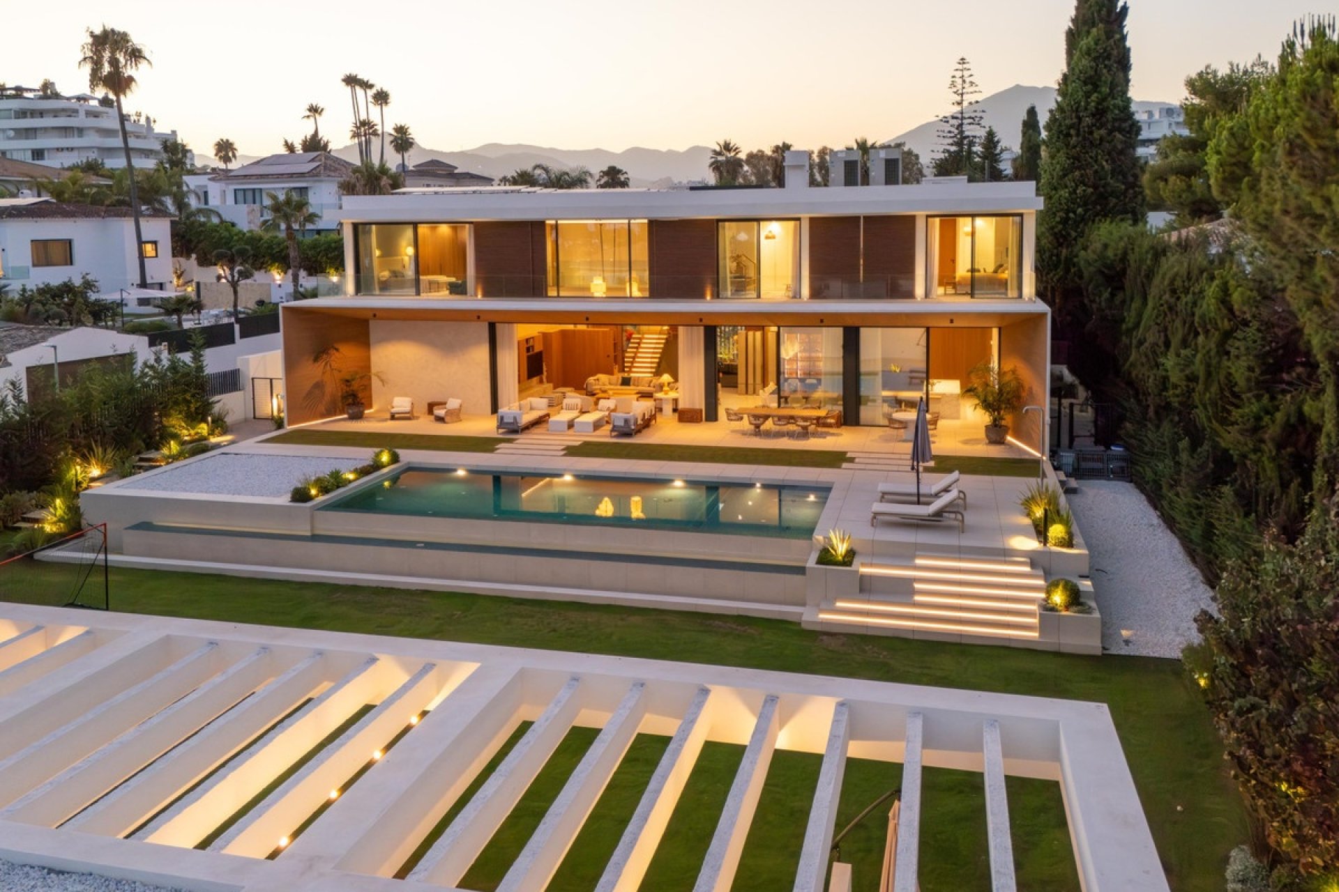 Wiederverkauf - Villa - Marbella - Guadalmina Alta