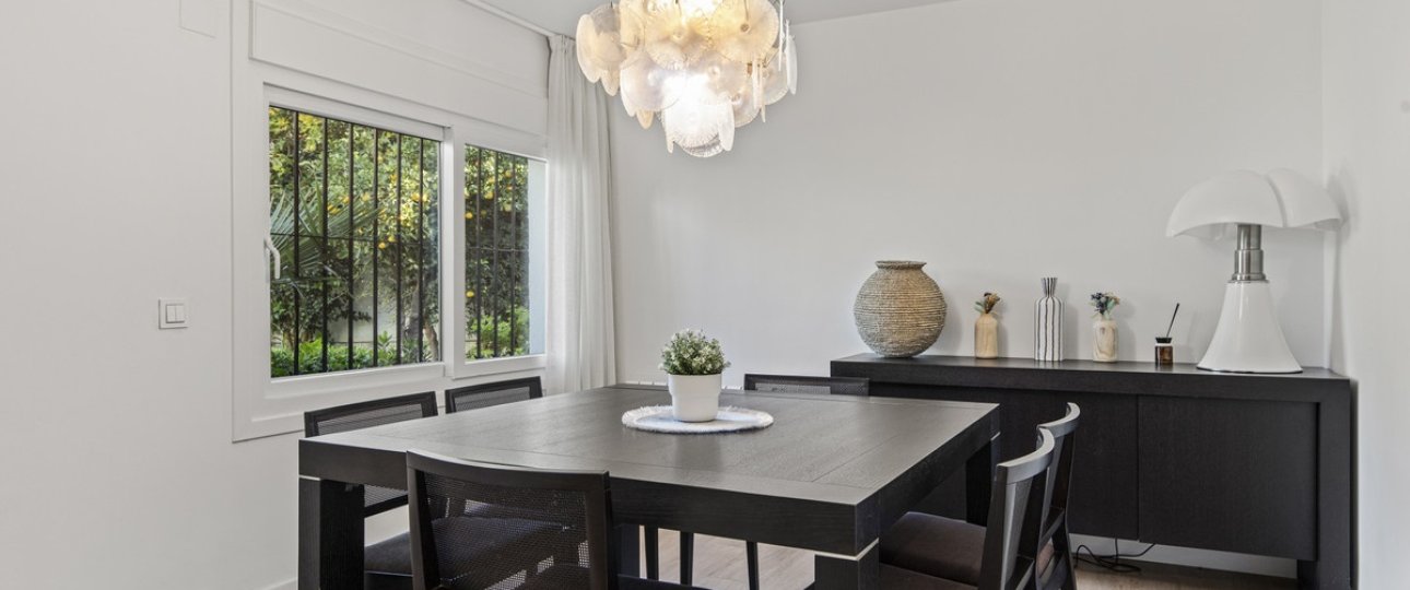 Wiederverkauf - Villa - Marbella - Guadalmina Alta