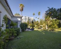 Wiederverkauf - Villa - Marbella - Guadalmina Alta