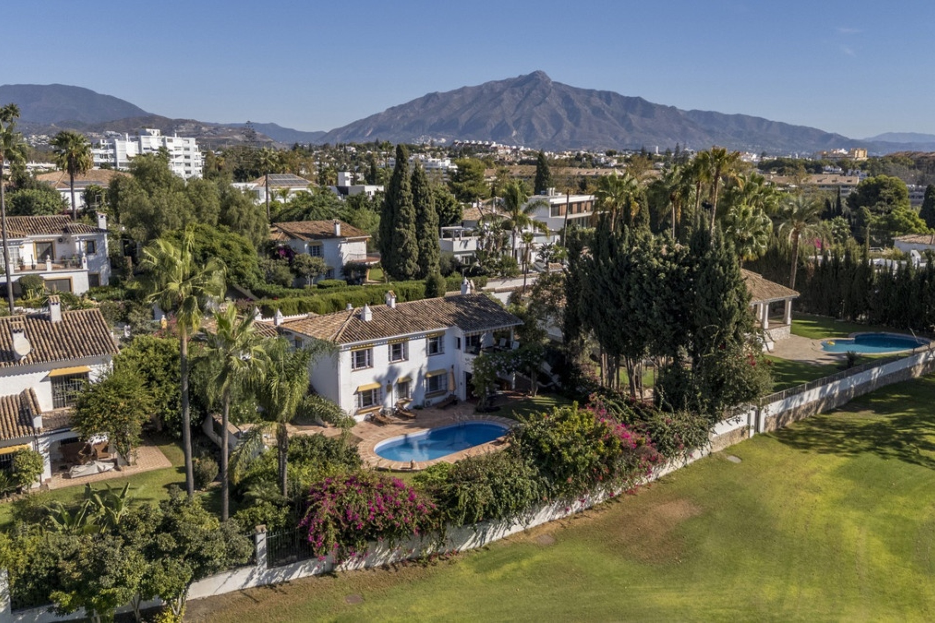 Wiederverkauf - Villa - Marbella - Guadalmina Alta