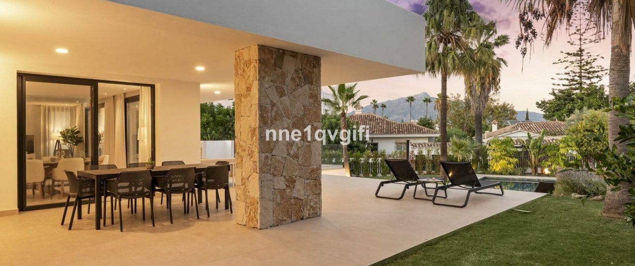 Wiederverkauf - Villa - Marbella - Guadalmina Alta