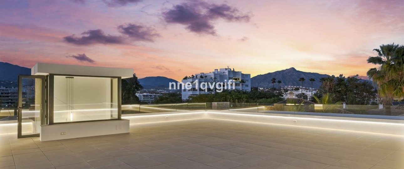 Wiederverkauf - Villa - Marbella - Guadalmina Alta