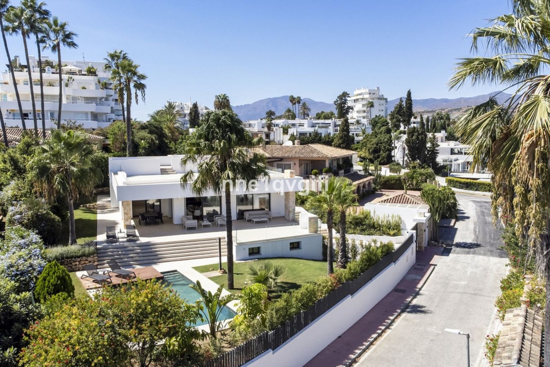 Wiederverkauf - Villa - Marbella - Guadalmina Alta