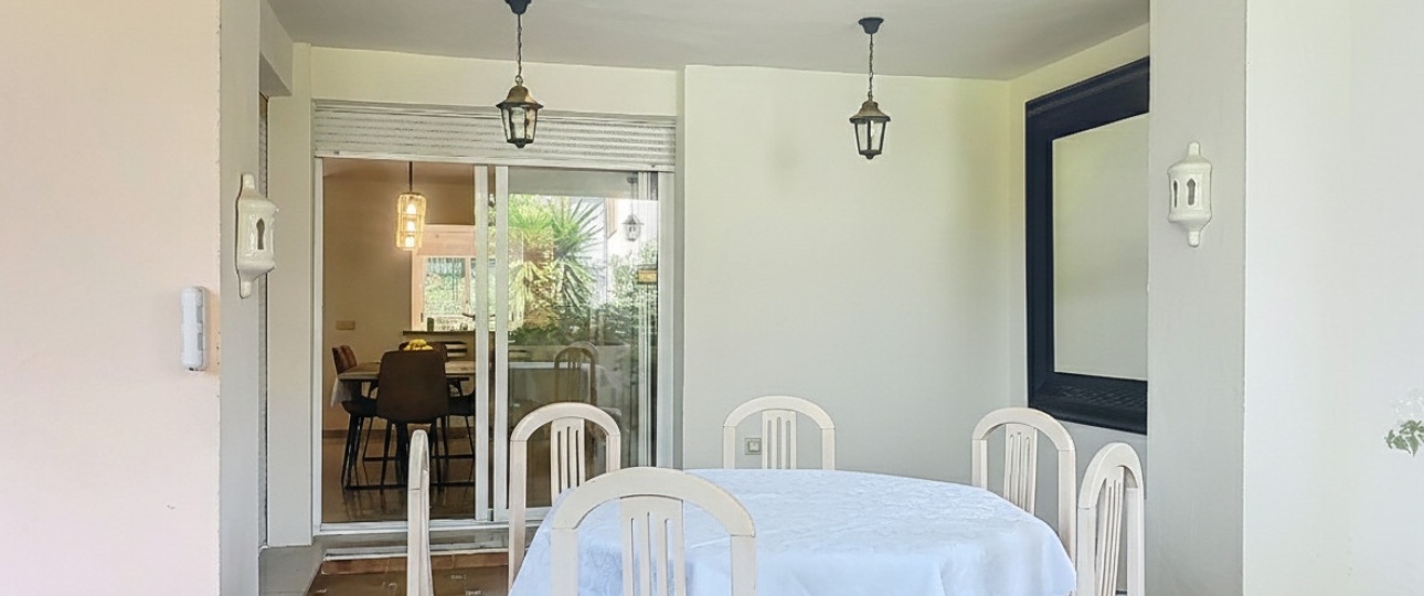Wiederverkauf - Villa - Marbella - Guadalmina Alta