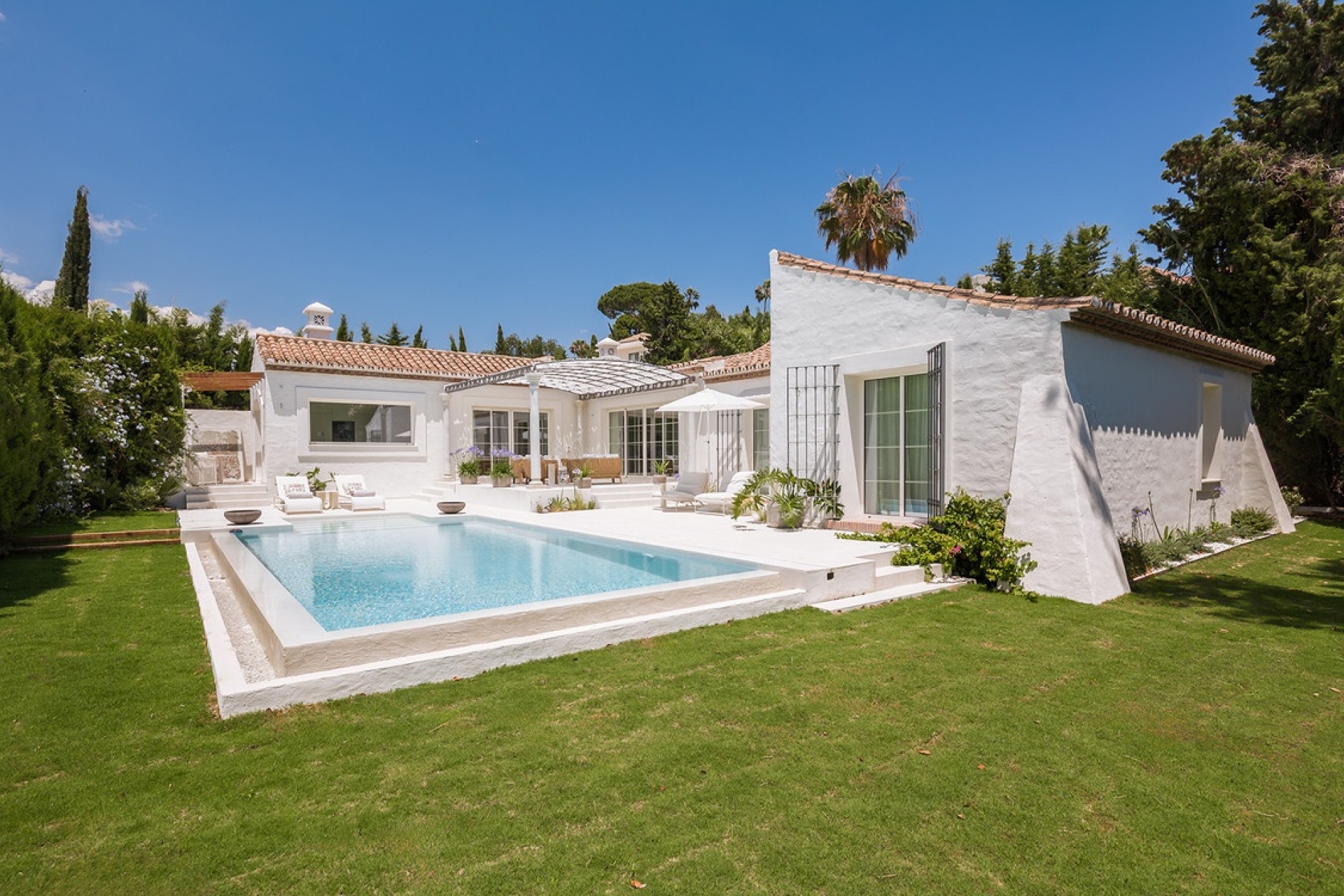 Wiederverkauf - Villa - Marbella - Guadalmina Alta