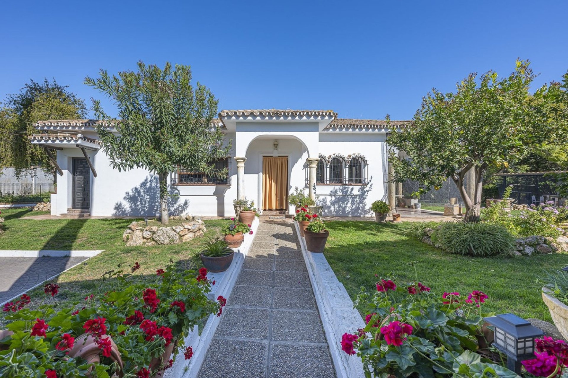 Wiederverkauf - Villa - Marbella - Guadalmina Alta