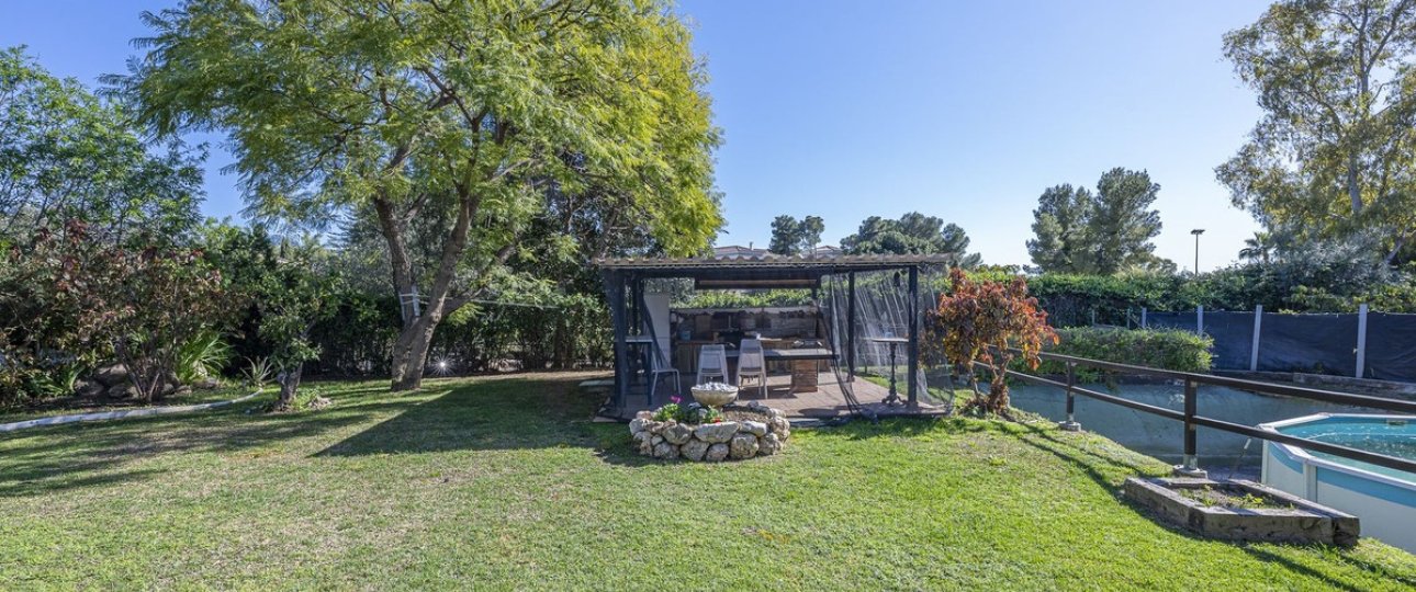 Wiederverkauf - Villa - Marbella - Guadalmina Alta