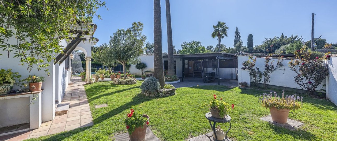 Wiederverkauf - Villa - Marbella - Guadalmina Alta