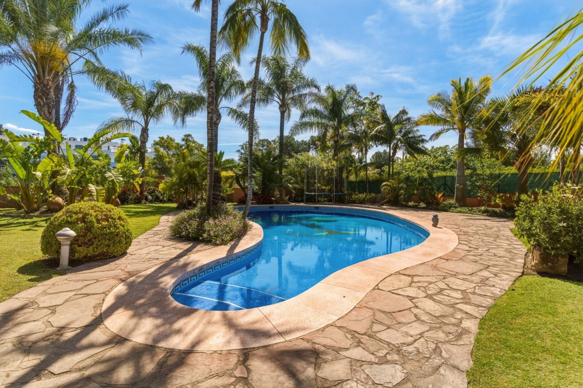 Wiederverkauf - Villa - Marbella - Guadalmina Alta