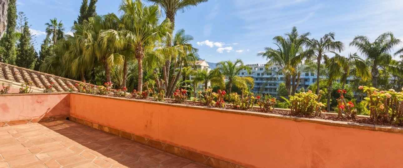 Wiederverkauf - Villa - Marbella - Guadalmina Alta