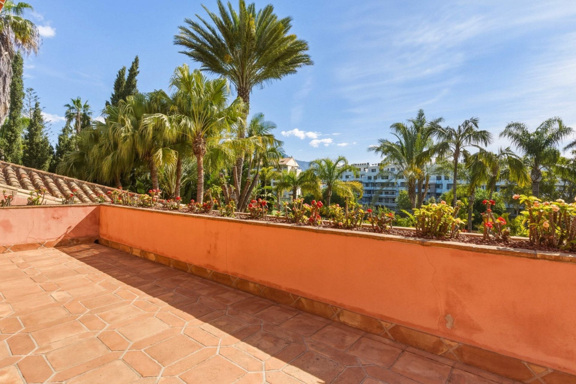 Wiederverkauf - Villa - Marbella - Guadalmina Alta