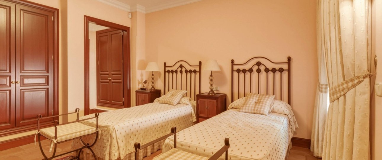 Wiederverkauf - Villa - Marbella - Guadalmina Alta