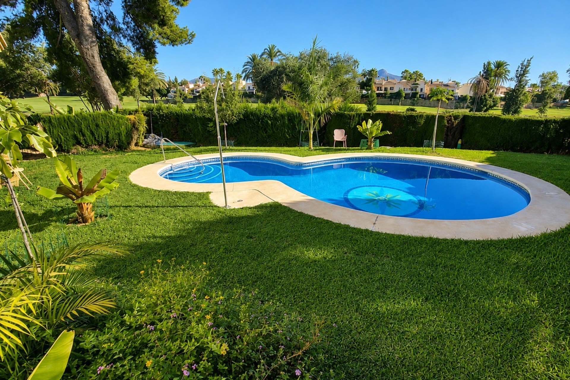 Wiederverkauf - Villa - Marbella - Guadalmina Alta
