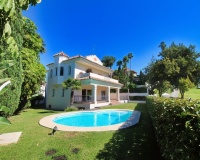Wiederverkauf - Villa - Marbella - Guadalmina Alta