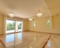Wiederverkauf - Villa - Marbella - Guadalmina Alta