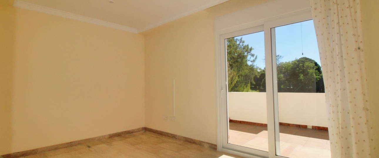 Wiederverkauf - Villa - Marbella - Guadalmina Alta