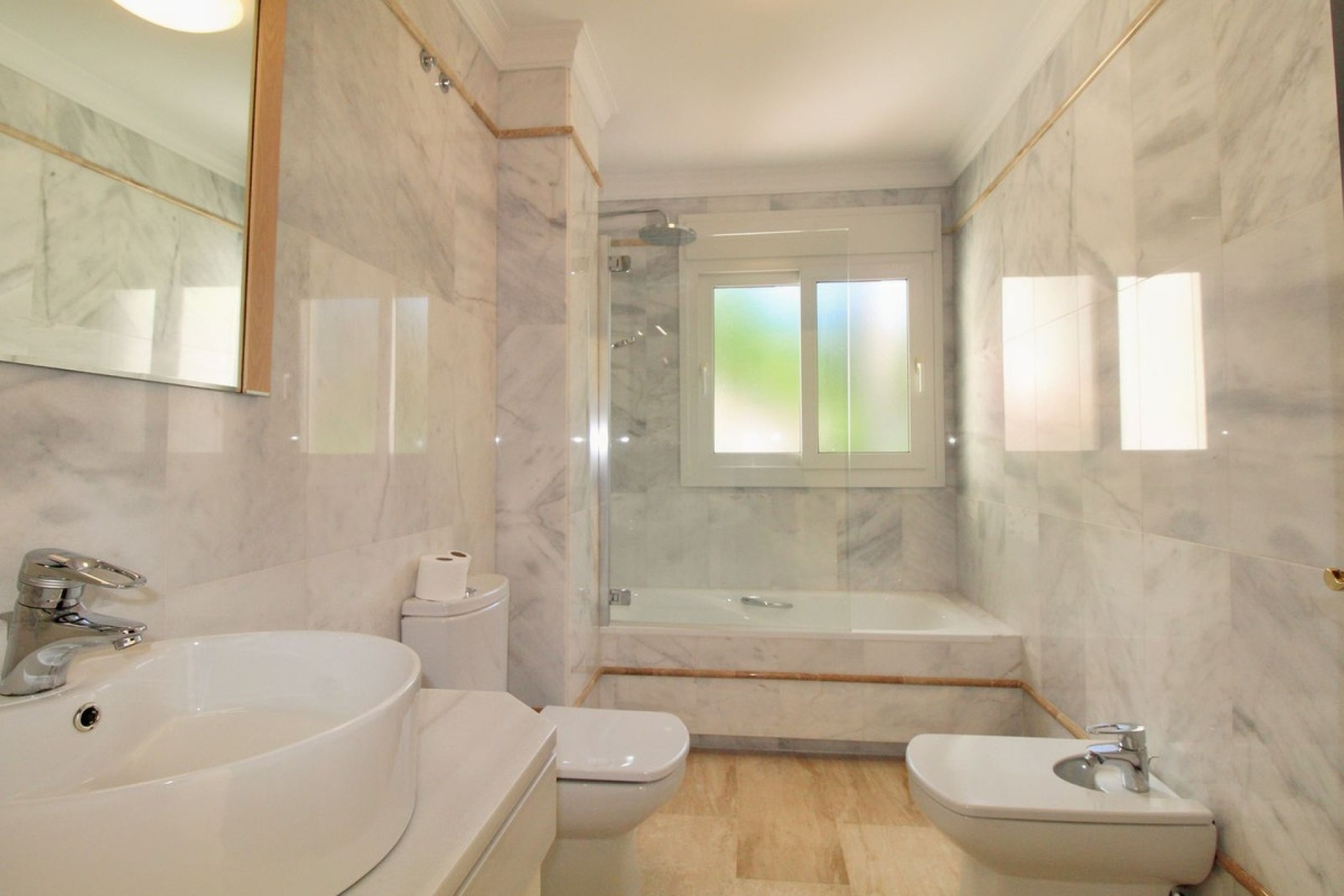 Wiederverkauf - Villa - Marbella - Guadalmina Alta