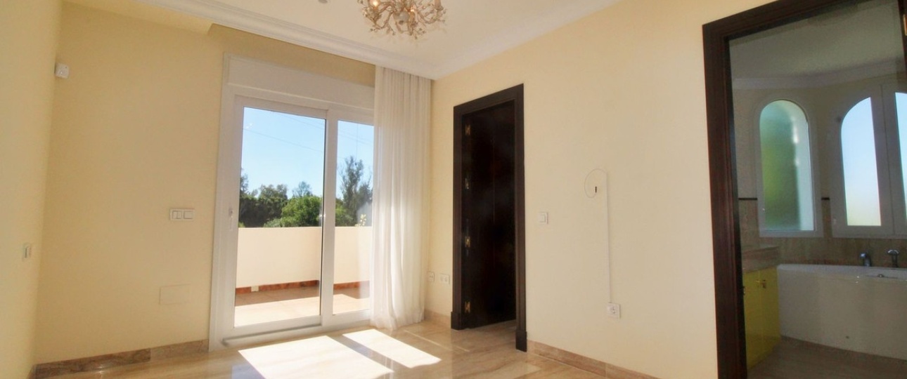 Wiederverkauf - Villa - Marbella - Guadalmina Alta