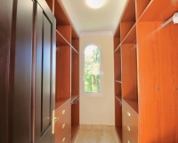 Wiederverkauf - Villa - Marbella - Guadalmina Alta