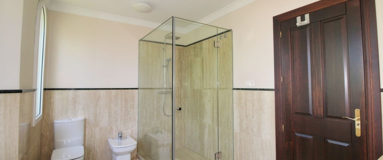 Wiederverkauf - Villa - Marbella - Guadalmina Alta