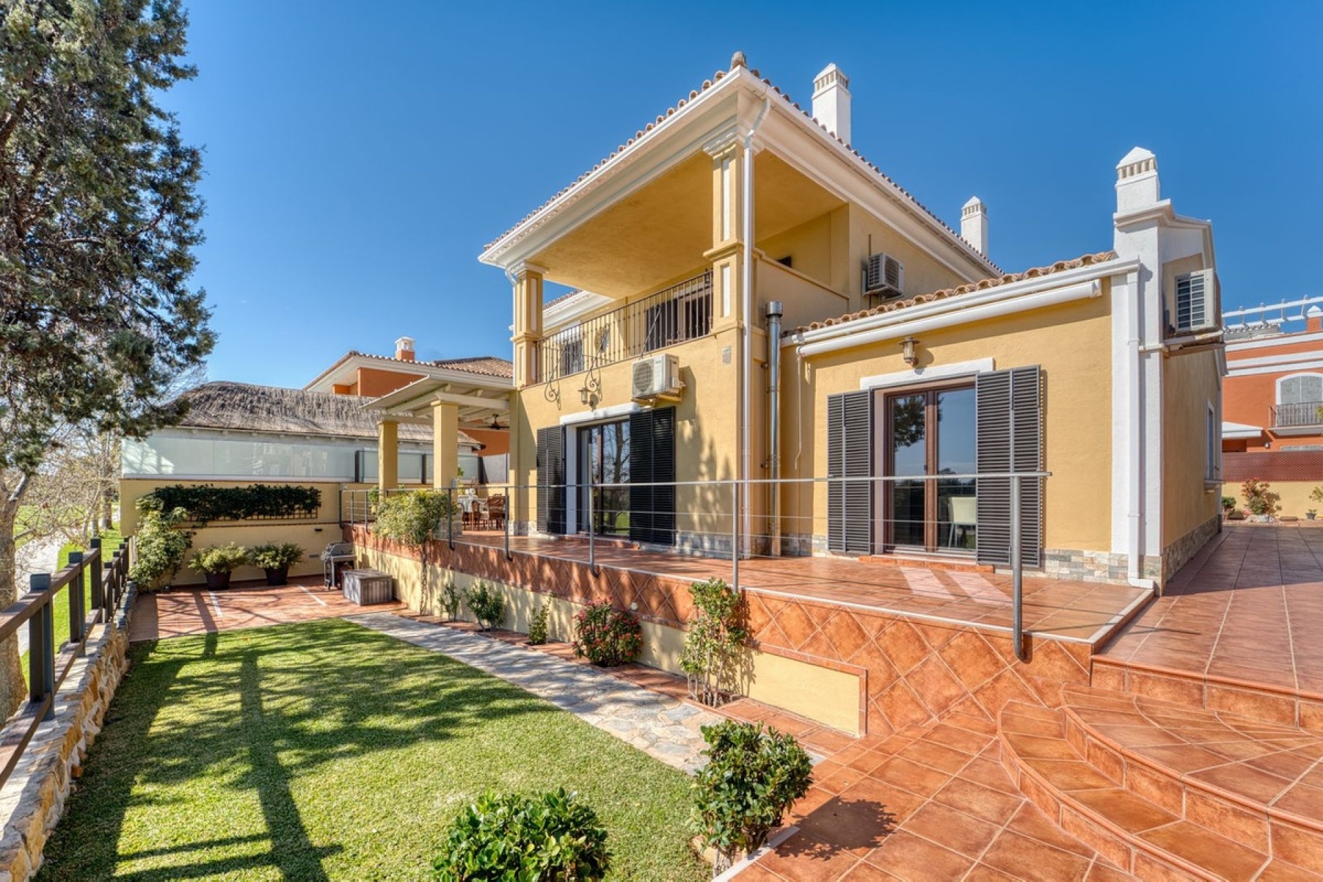 Wiederverkauf - Villa - Marbella - Guadalmina Alta