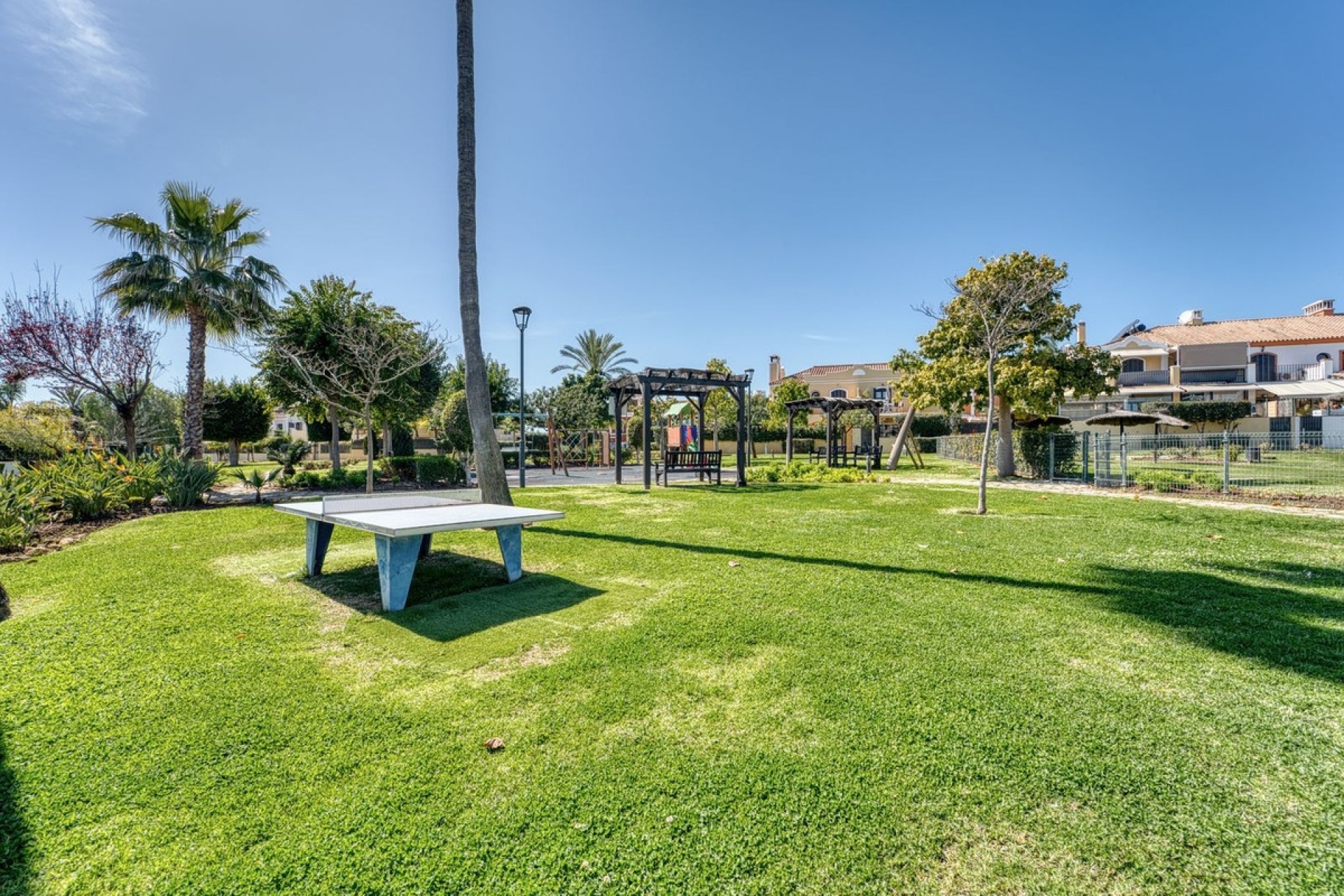 Wiederverkauf - Villa - Marbella - Guadalmina Alta