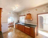 Wiederverkauf - Villa - Marbella - Guadalmina Alta