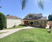 Wiederverkauf - Villa - Marbella - Guadalmina Alta
