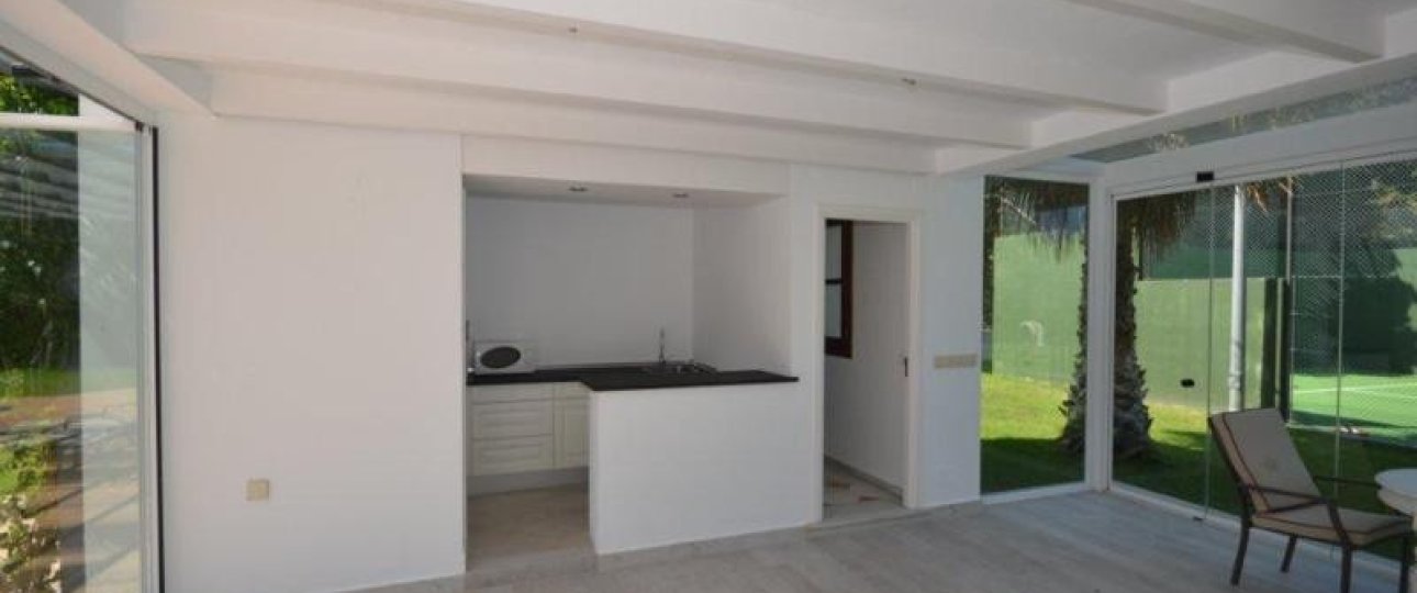 Wiederverkauf - Villa - Marbella - Guadalmina Baja