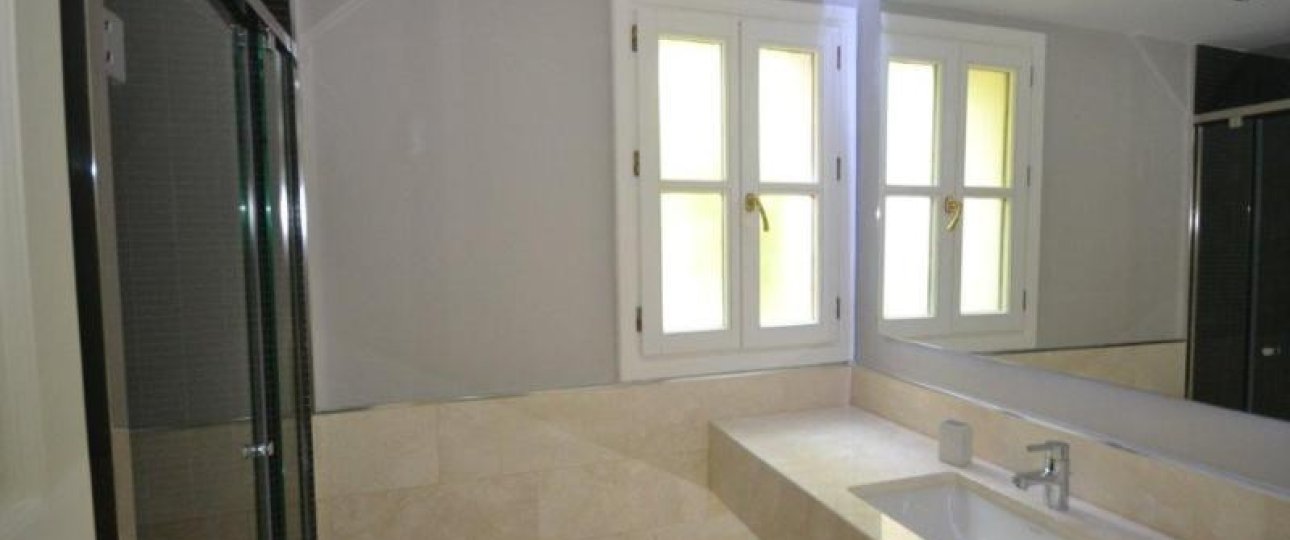 Wiederverkauf - Villa - Marbella - Guadalmina Baja