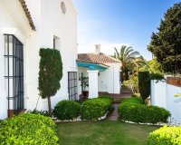 Wiederverkauf - Villa - Marbella - Guadalmina Baja