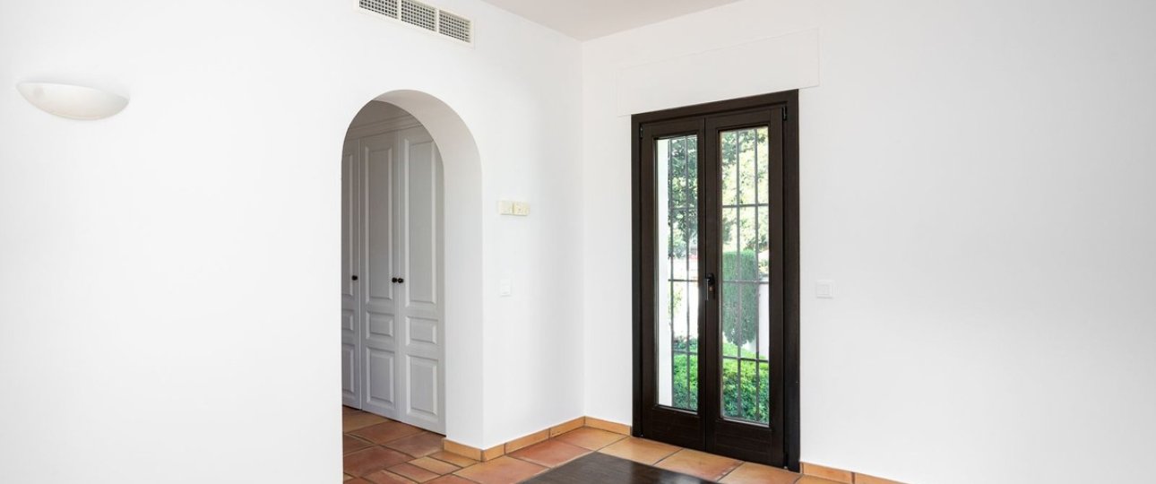 Wiederverkauf - Villa - Marbella - Guadalmina Baja