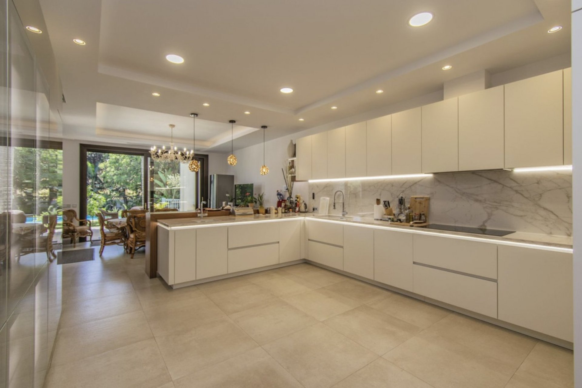 Wiederverkauf - Villa - Marbella - Guadalmina Baja